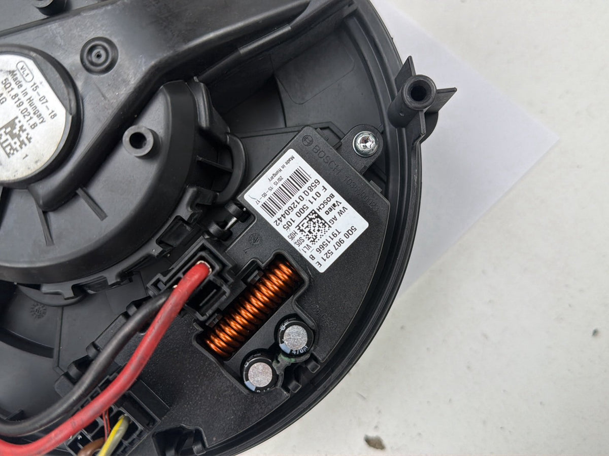 2015-2019 Audi A3 HVAC Heater Blower Motor Fan w/ Resistor 5Q1819021B OEM