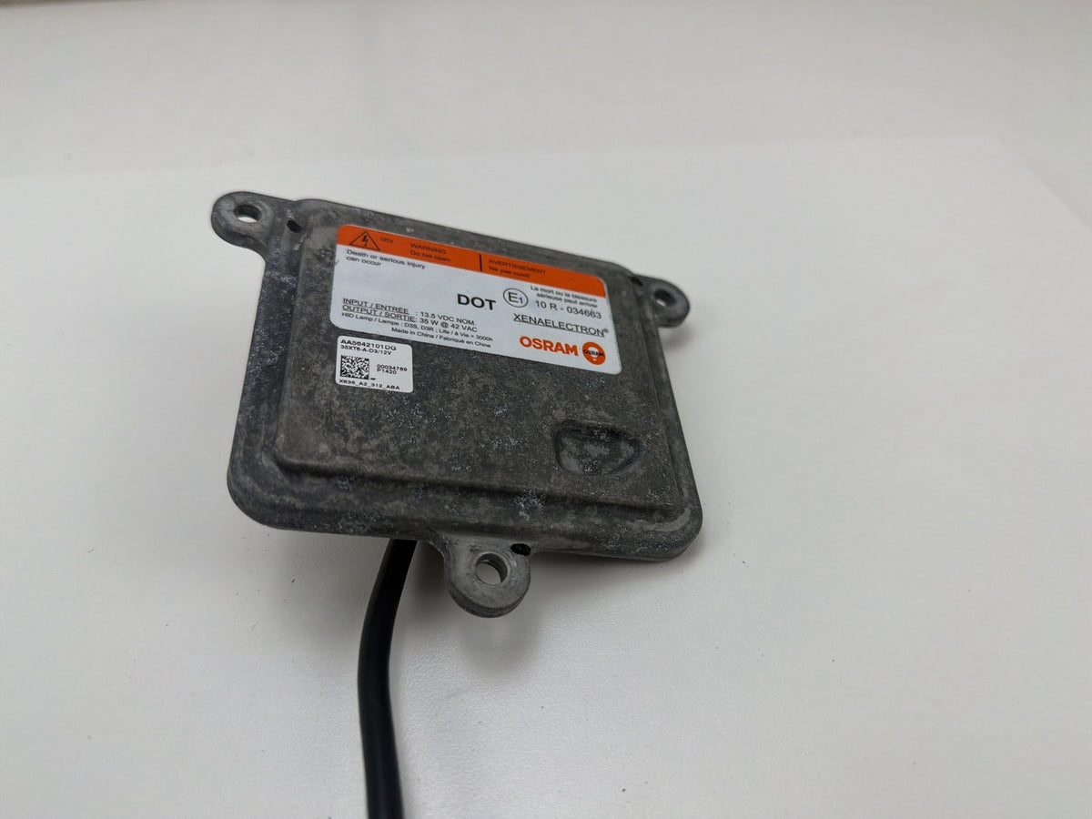 2015-2017 Chrysler 200 Xenon HID Headlight Ballast Module 10R-034663