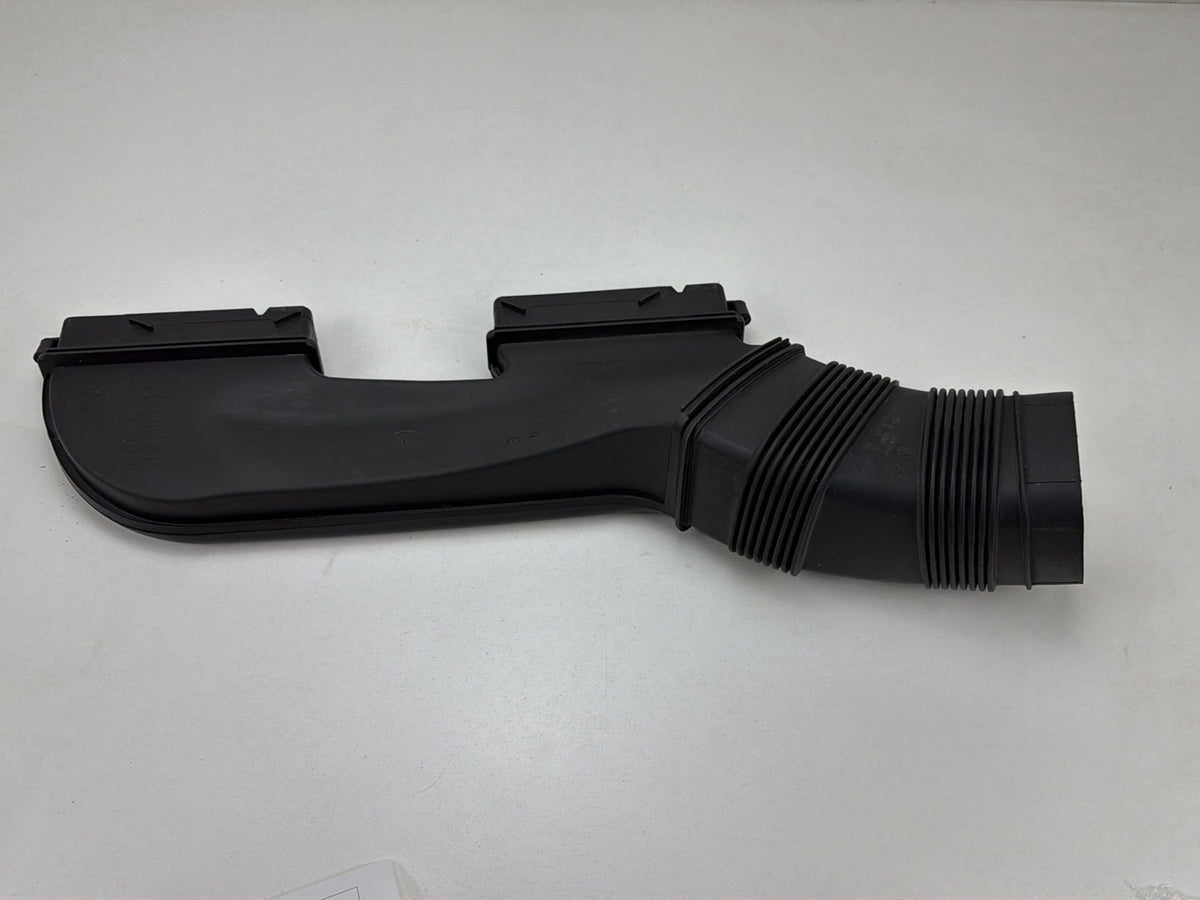 2014 BMW X1 E84 SUV Air Filter Housing 1371 7541737 OEM