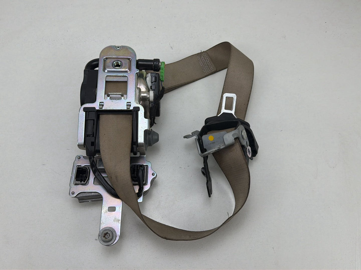 2010-2013 Mercedes-Benz E-Class-Front Right Seat Belt Retractor 610035800D OEM