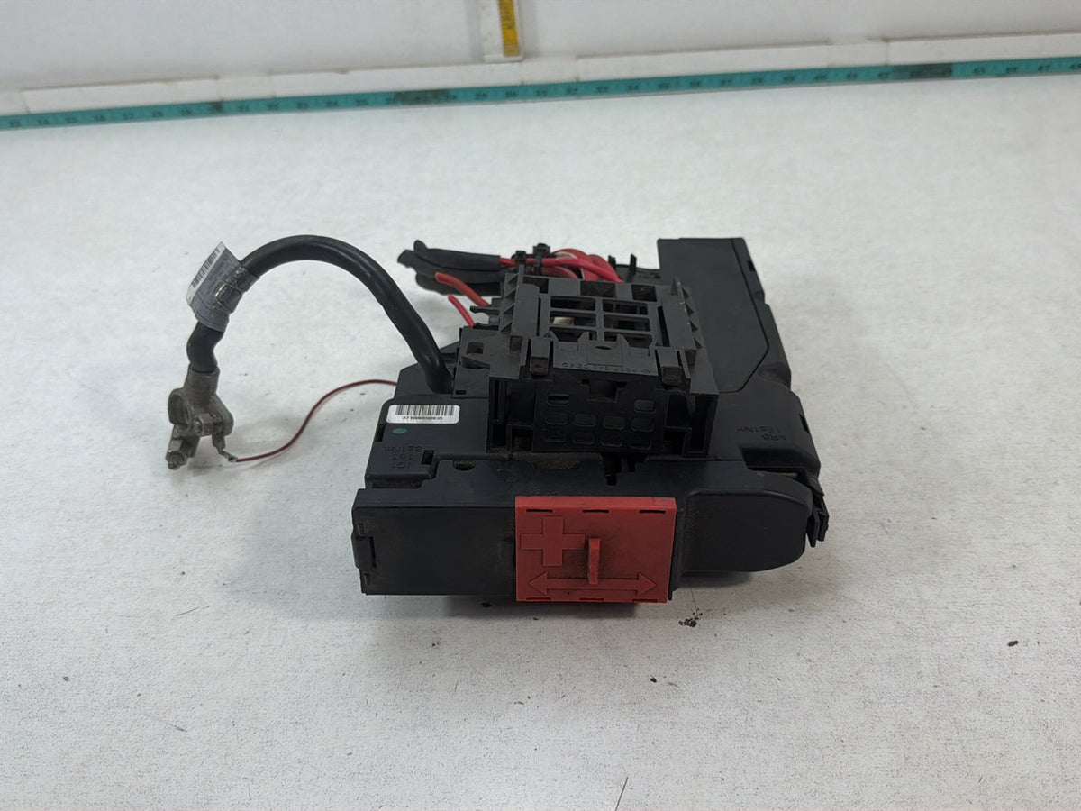2010-2017 Mercedes-Benz E-Class Fuse Relay Box Junction Terminal Connector OEM