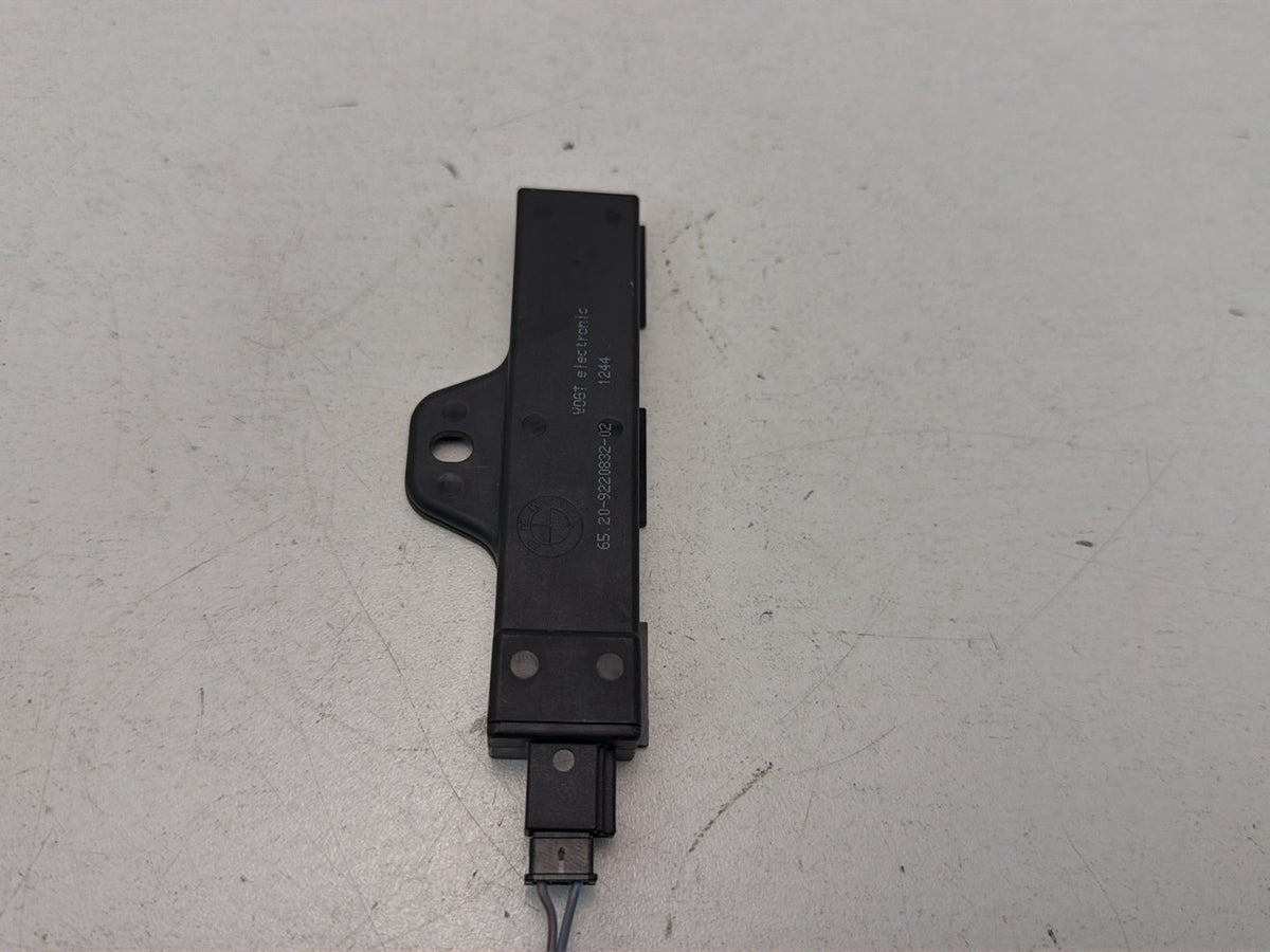 2014-2016 BMW 228i F22 Keyless Entry Antenna Module 9220832 OEM