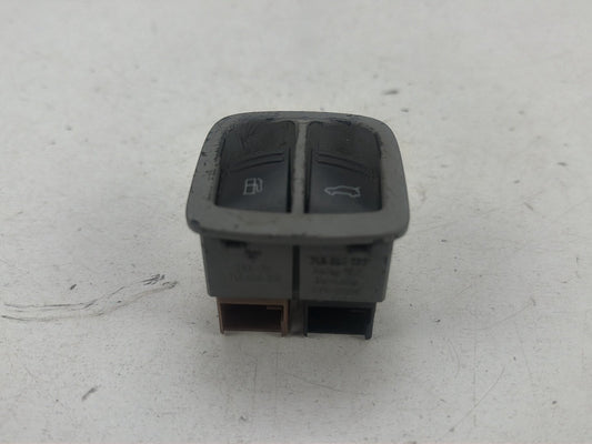 2004-2006 Porsche Cayenne - Fuel Filler Boot Release Switch Panel 7L5959873 OEM