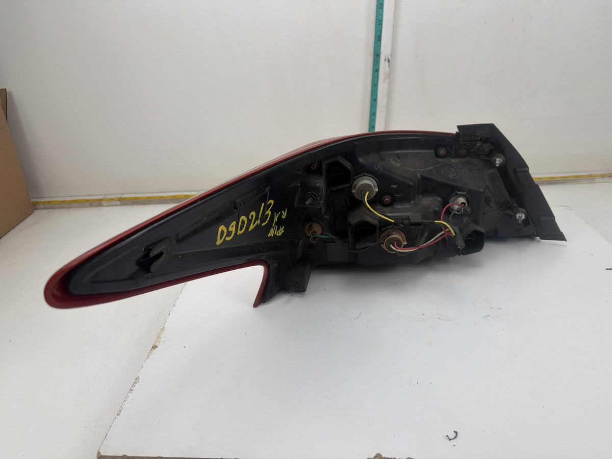 2016-2018 Nissan Altima Rear Right Outer Quarter Panel Tail Light 265559HS0A OEM