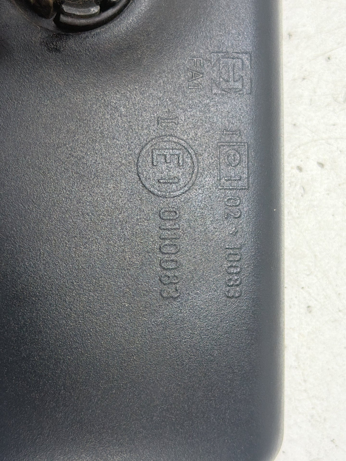 1999-2005 Volkswagen Golf Interior Rear View Mirror Black 6N0 857 511 A OEM