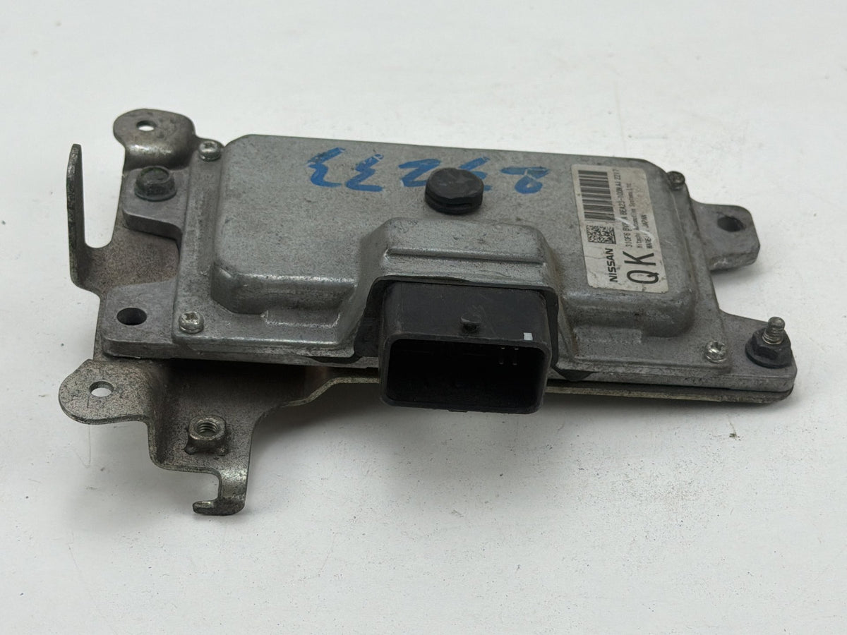 2017-2018 Nissan Rogue Sport Transmission Control Module TCM 310F6-BV81A OEM