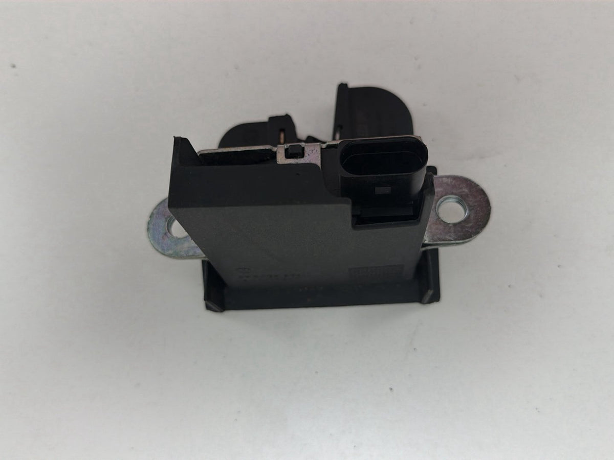 2013-2017 Volkswagen Tiguan Rear Hatch Liftgate Trunk Door Lock Actuator OEM