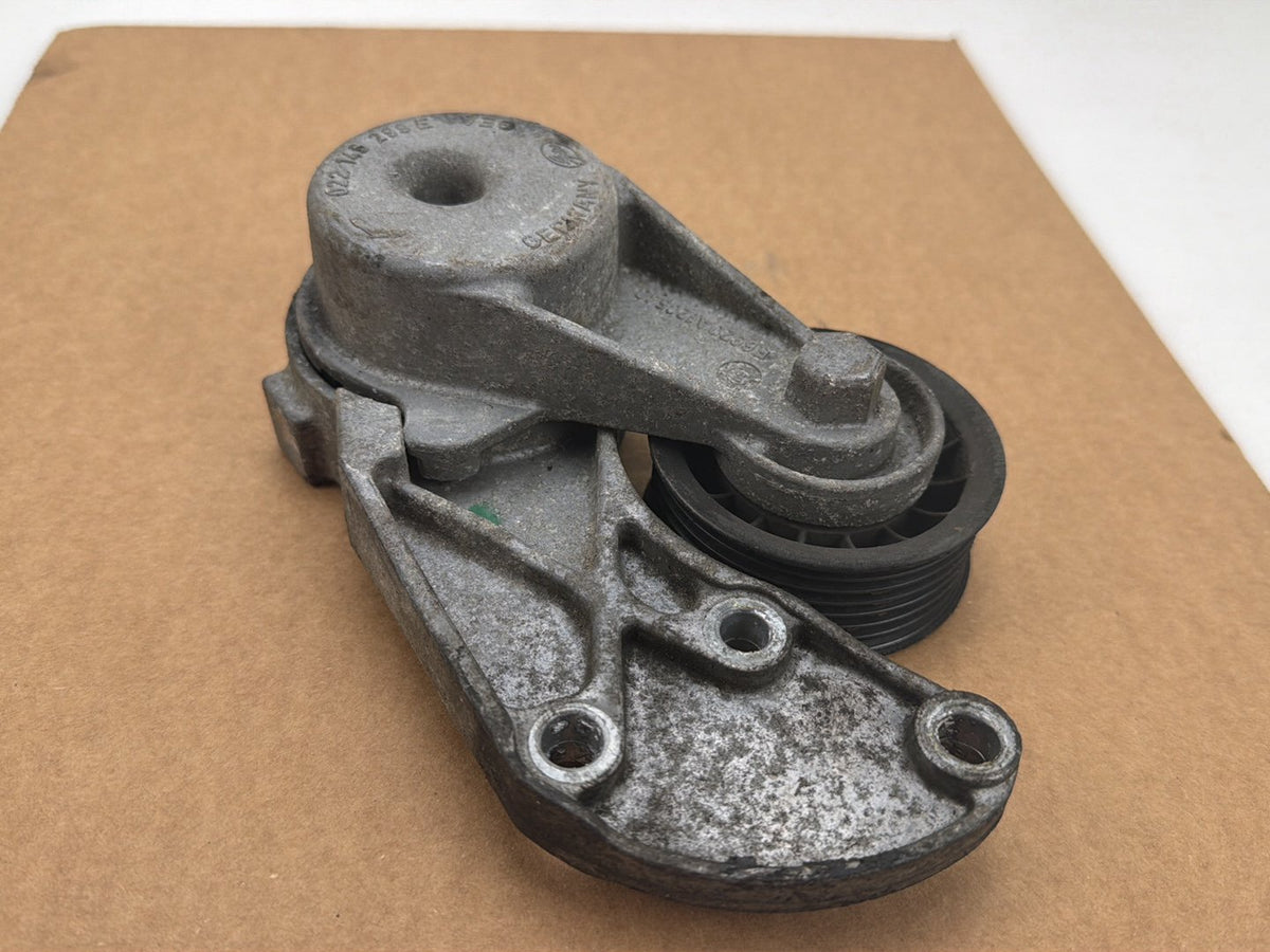 2004-2006 Porsche Cayenne 9PA-3.2L Drive Belt Tensioner Assembly 022146299E OEM