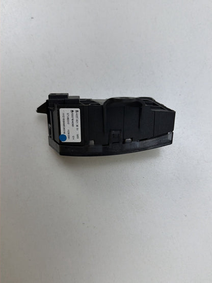2007-2013 Mercedes-Benz S-Class W221-Front Left Door Lock Switch 2218213051 OEM
