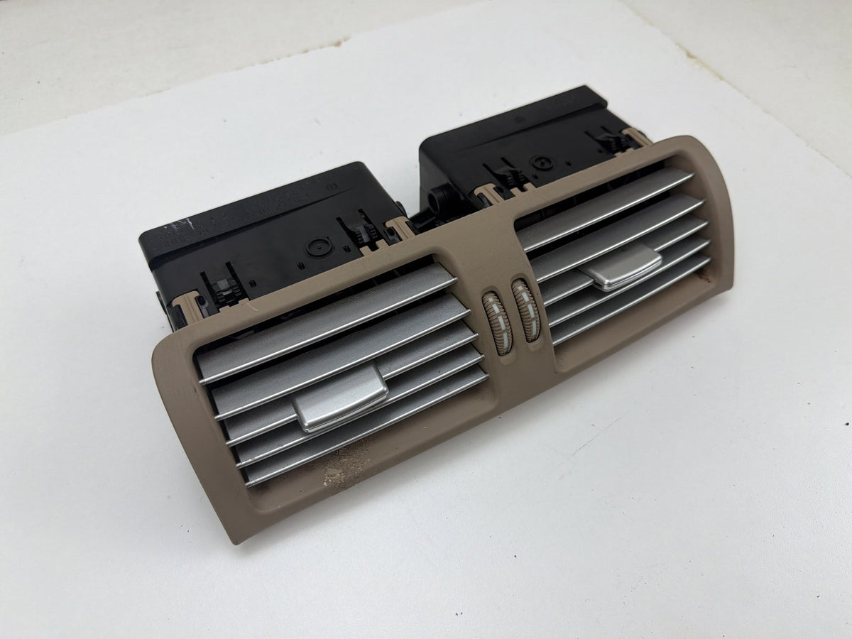2006-2013 Mercedes-Benz R350 Center Dashboard Dash Air Vent Grille OEM
