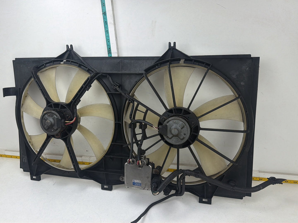 2007-2012 Lexus ES350 Radiator Dual Cooling Fan Assembly Module OEM