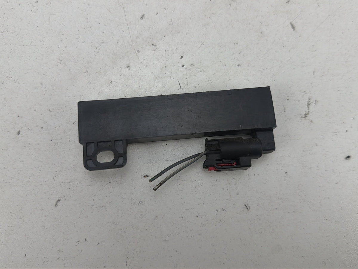 2014-2017 Maserati Ghibli Rear Passive Keyless Entry Antenna Module OEM