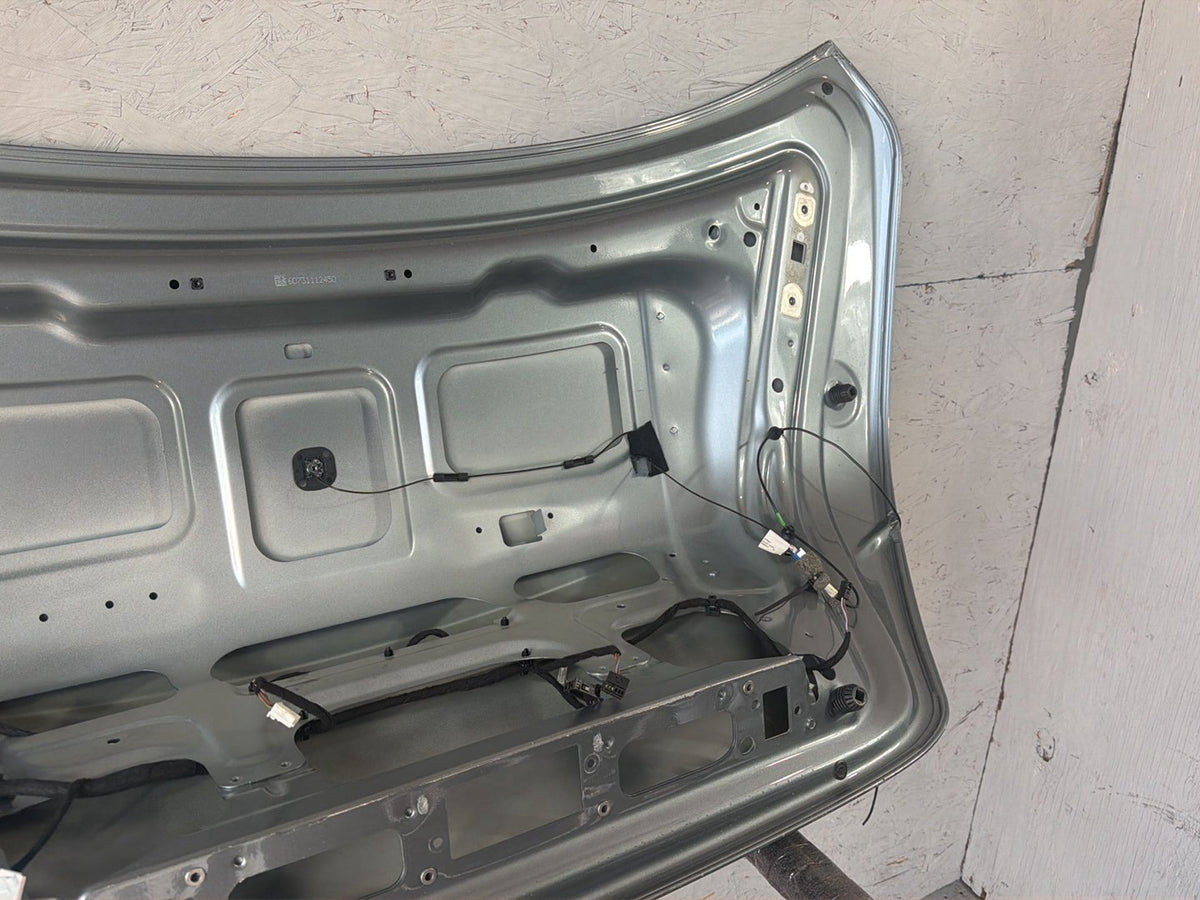 2007-2013 Mercedes-Benz S500 S-Class W221 Rear Trunk Lid w/ Emblem Badge OEM