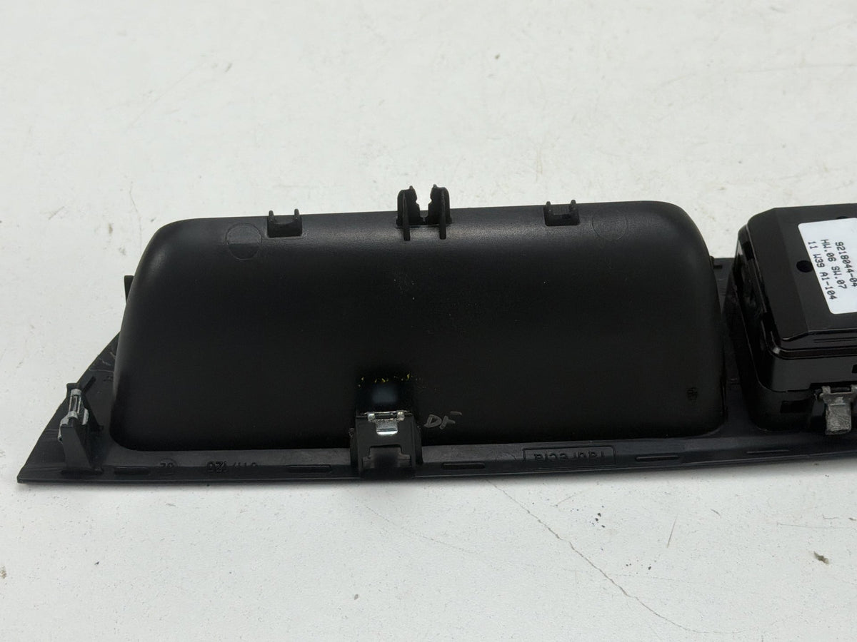 2007-2013 BMW X5 Front Left Side Master Window Switch Bezel 9218044-04 OEM