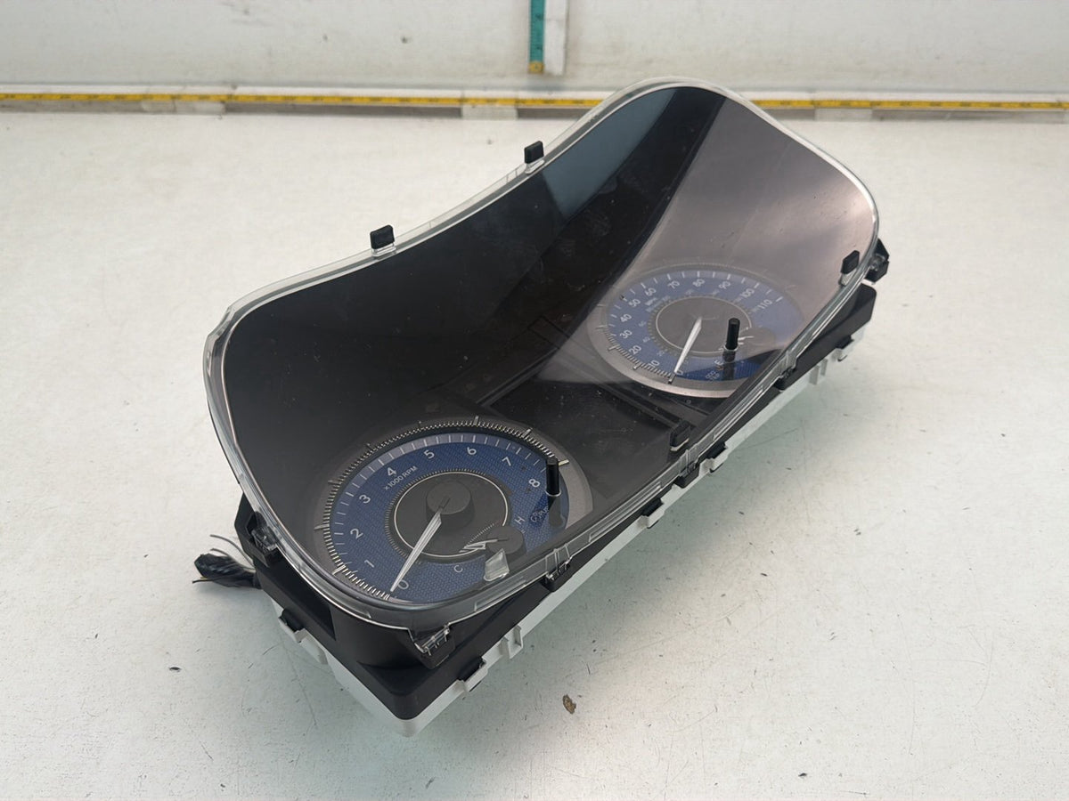2015-2017 Toyota Sienna Speedometer Instrument Cluster 90K Miles 83800-08670 OEM