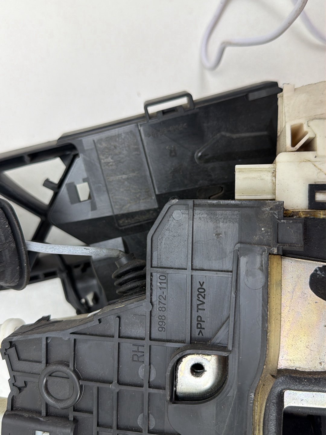 2007-2013 Mercedes-Benz S550 W221-Front Right Side Door Lock Latch Actuator OEM