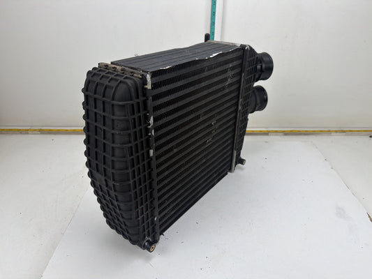 2014-2017 Maserati Ghibli Right Intercooler Radiator 16474840 OEM