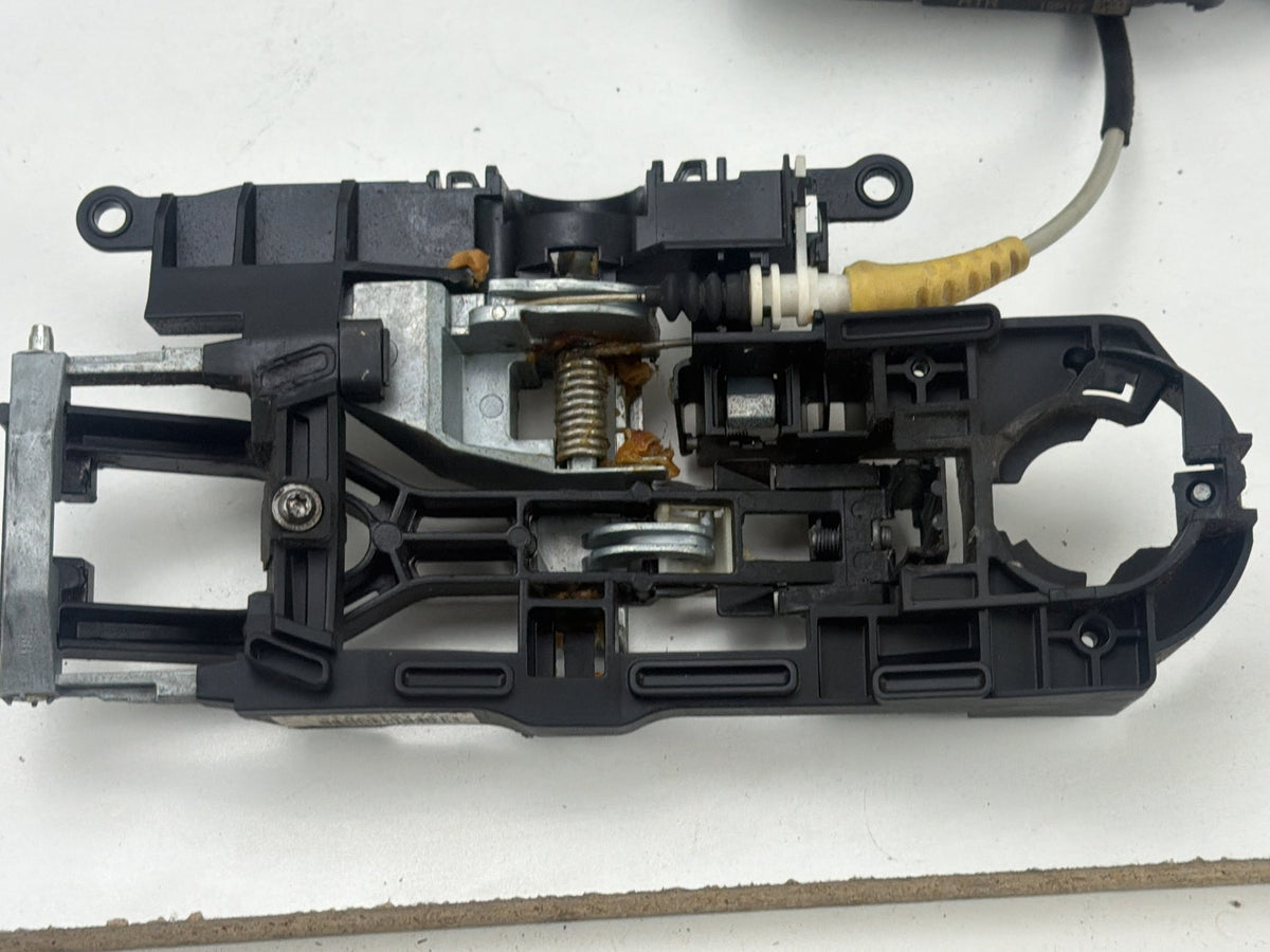 2011-2013 BMW 550i xDrive Rear Right Side Door Lock Actuator Handle Carrier OEM