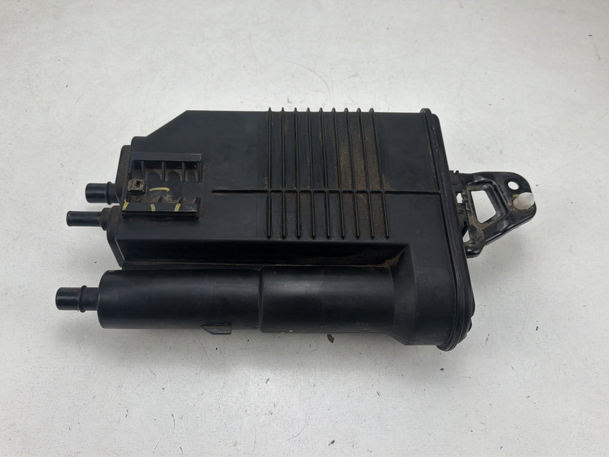 2017-2018 Toyota Sienna L30-Fuel Vapor Evaporator Charcoal Canister OEM