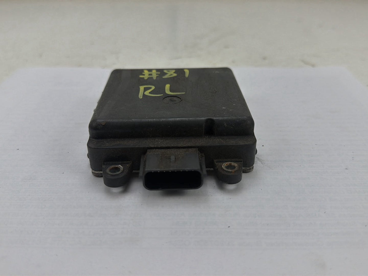 2014-2017 Maserati Ghibli Left Rear Blind Spot Radar Sensor 0670033070 OEM