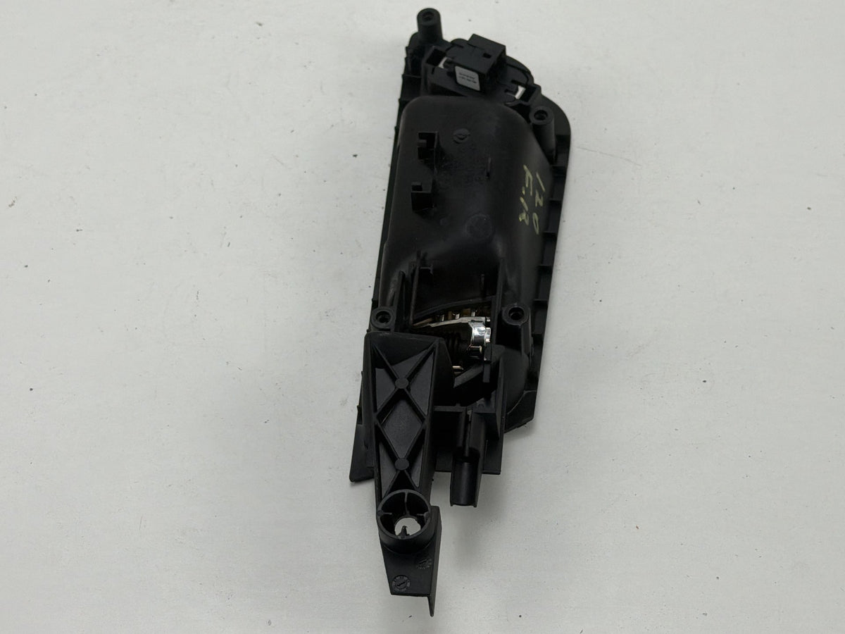 2013-2017 Audi Q5 Front Right Passenger Side Interior Door Handle 8R0837020 OEM