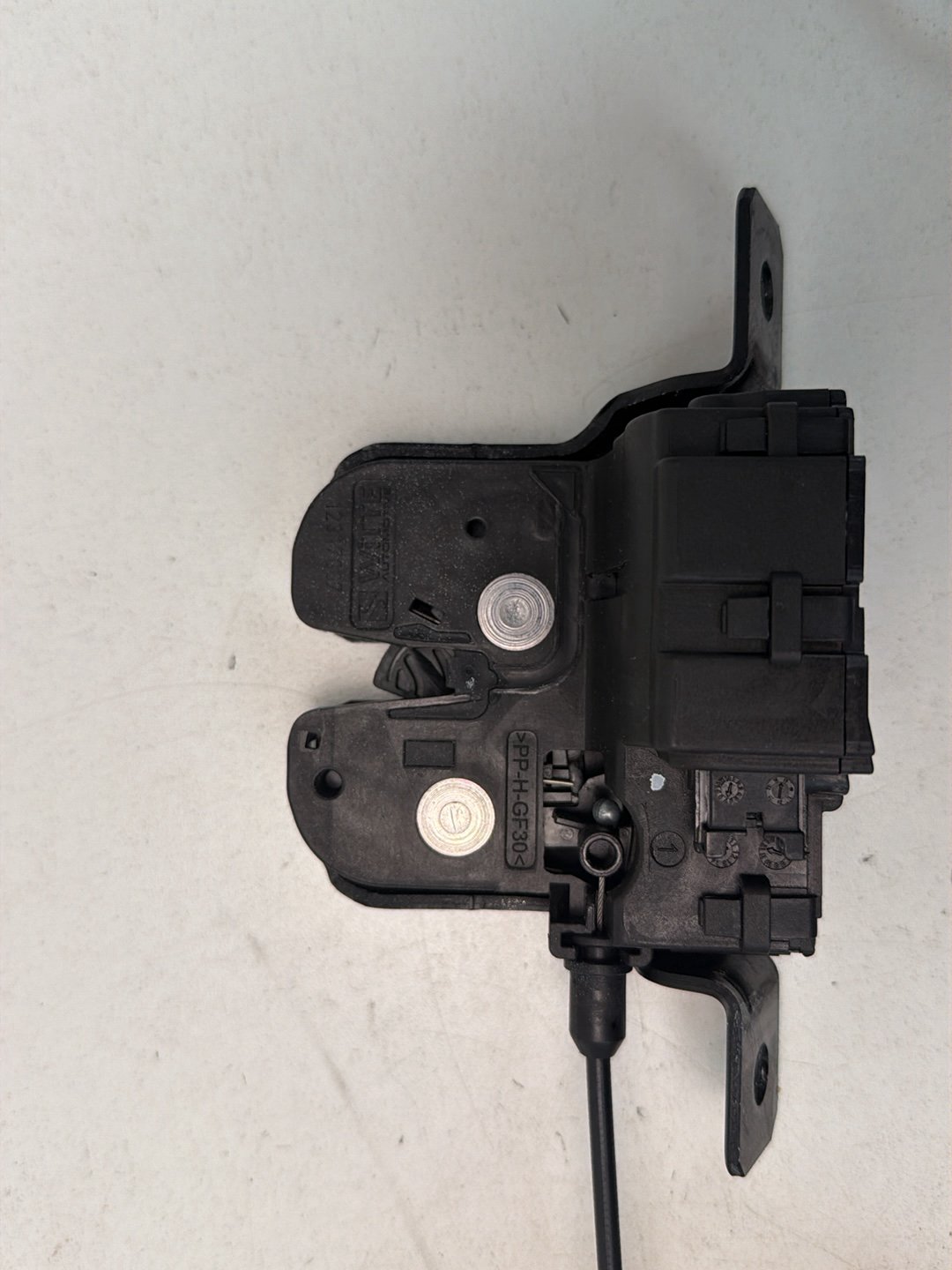 2014-2016 BMW 228i F22 Rear Trunk Lid Lock Latch Actuator 7304559 OEM