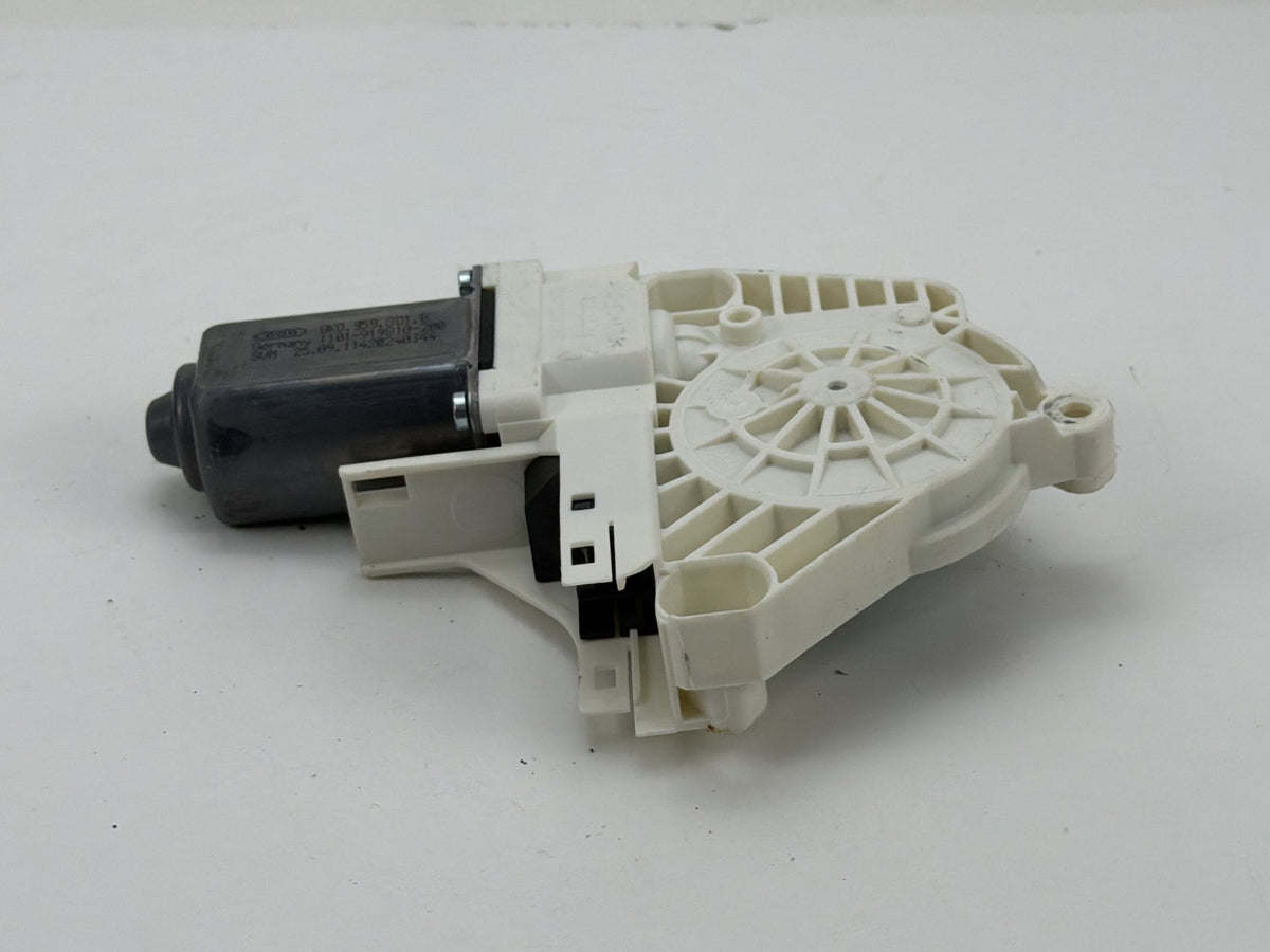 2012-2018 Audi A7 Left Front Driver Side Window Motor 8K0959801B OEM