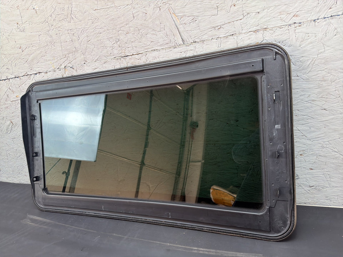 2010-2012 Land Rover Range Rover L322 Front Roof Sunroof Glass Window Panel OEM