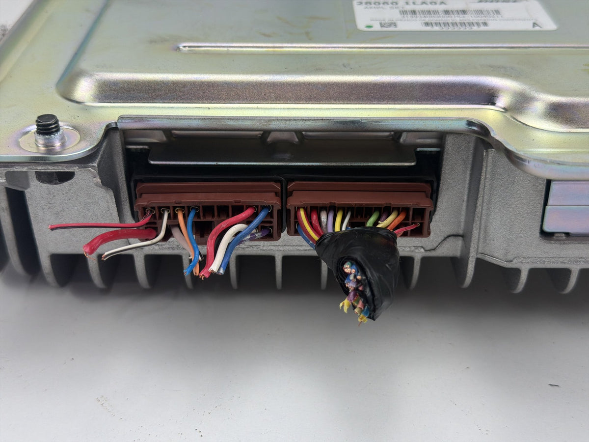 2011-2013 Infiniti QX56 Bose Premium Sound Audio Amplifier Module 280601LA0A OEM
