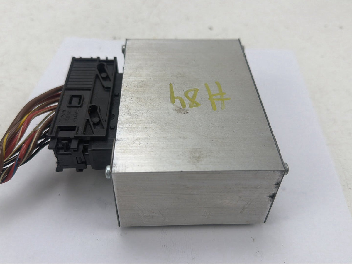 2008-2010 BMW 528i E60 Harman Becker HIFI Audio Stereo Amplifier 6920461 OEM