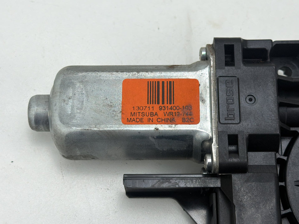 2014-2021 Jeep Grand Cherokee Front Right Side Window Motor 931400-103 OEM