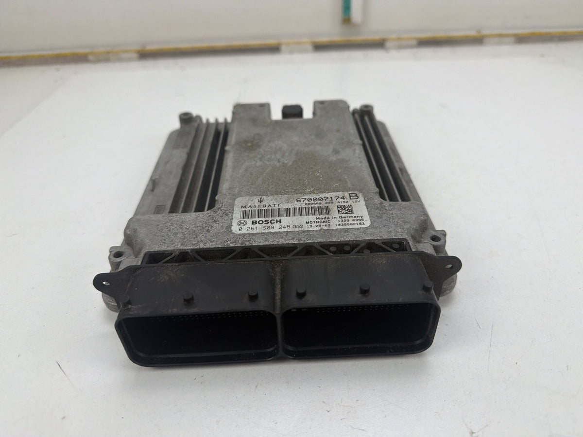2015-2020 Maserati Ghibli III M157 Engine Control Unit ECU 670007174 B OEM