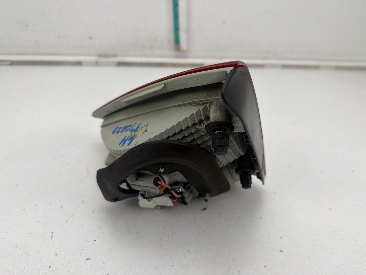 2010-2015 Hyundai Tucson Rear Left Driver Side Trunk Lid Tail Light Lamp OEM