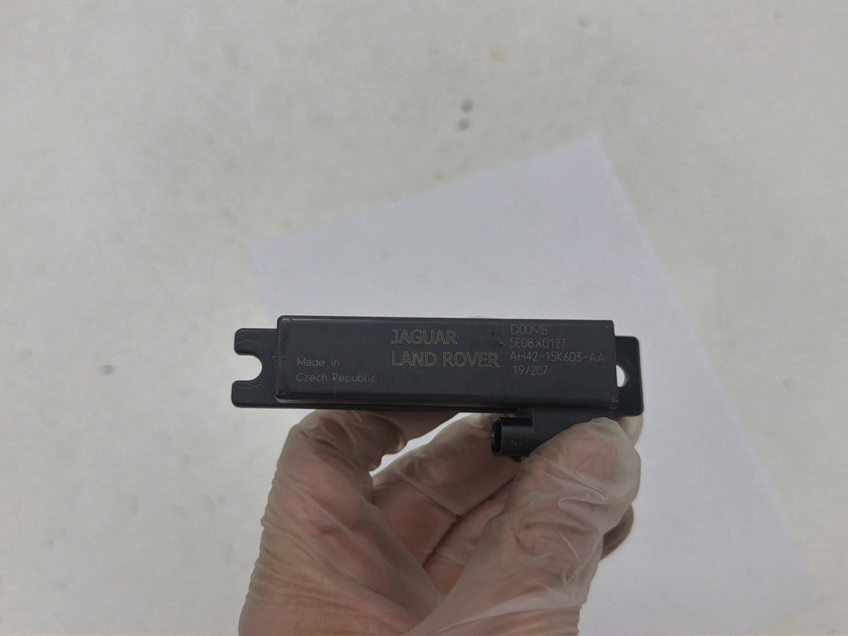 2018-2020 Jaguar F-Pace - Keyless Entry Sensor Antenna Module AH42-15K603-AA OEM