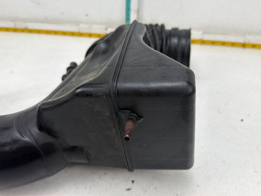 2003-2005 Toyota 4Runner 4.7L Air Intake Cleaner Duct Hose Tube 17880-50060 OEM
