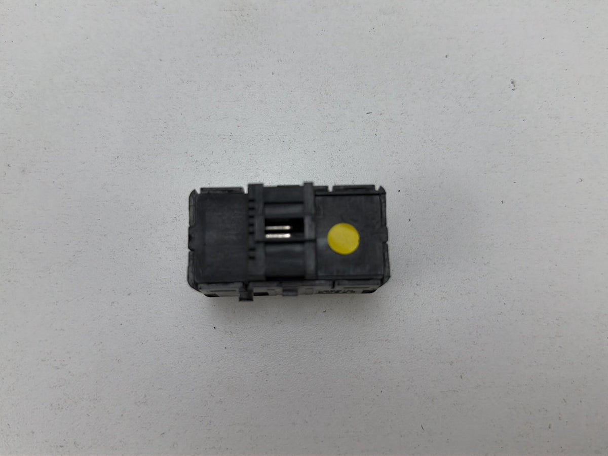 2010-2013 Infiniti G37-Left Seat Memory Switch OEM