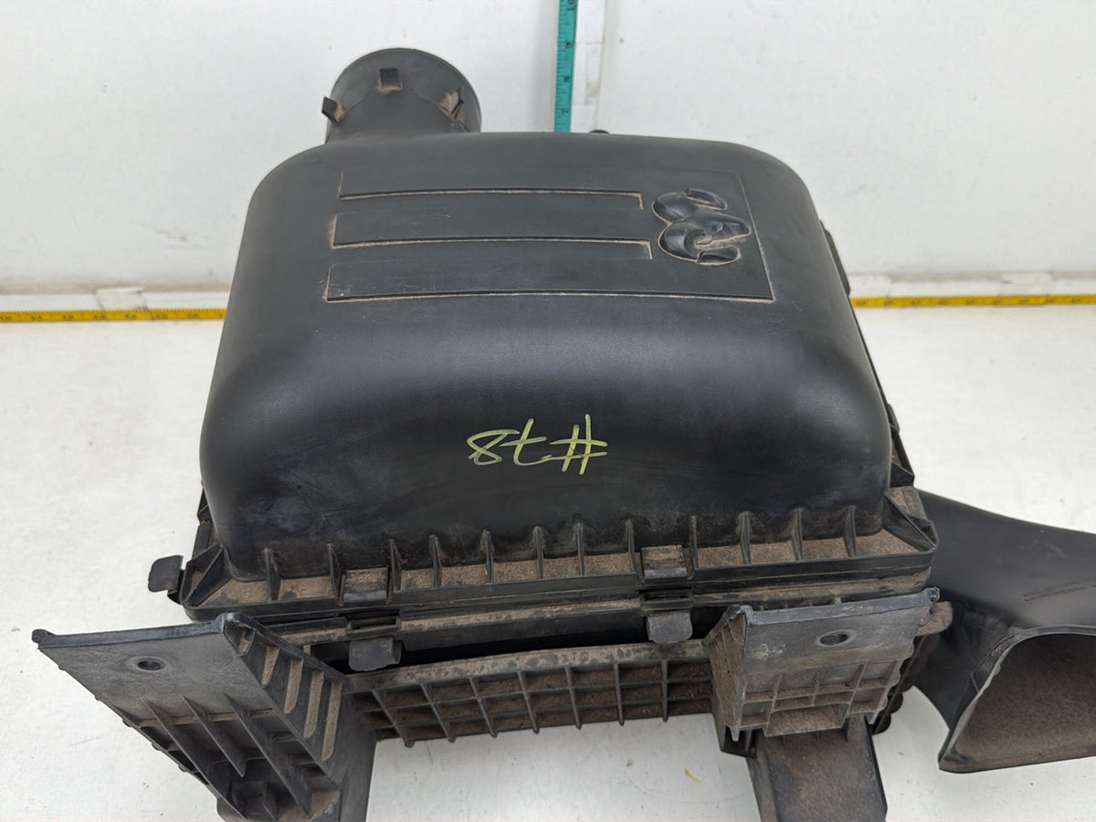 2013-2018 Ram 1500 5.7L Air Intake Cleaner Filter Housing Box 53032043AE OEM