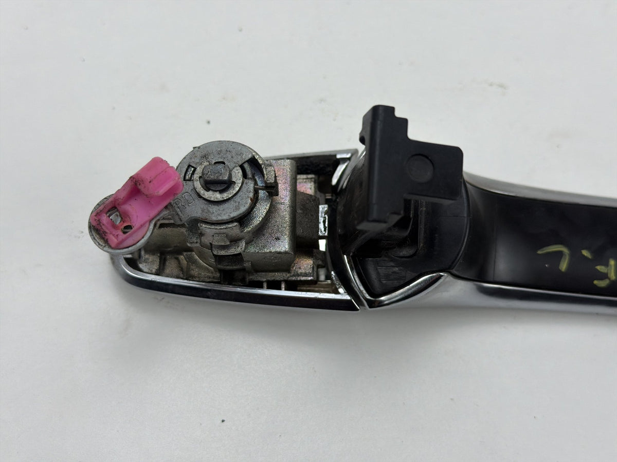 2011-2013 Infiniti QX56 Front Left Side Exterior Door Handle Lock Button OEM