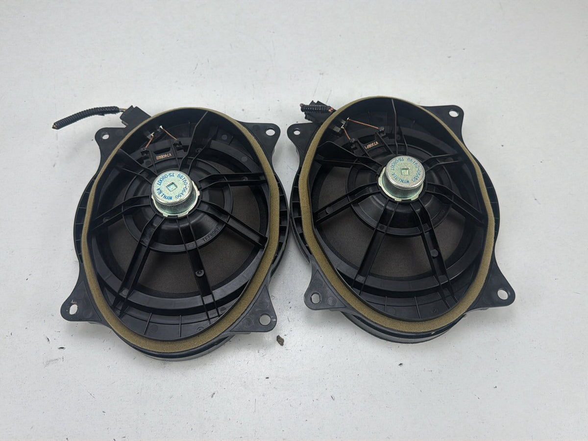 2012-2017 Toyota Camry Left Right Door Audio Speakers Pair 86160-06450 OEM