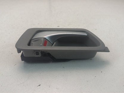 2011-2020 Toyota Sienna L30 -Front Right Passenger Side Door Interior Handle OEM
