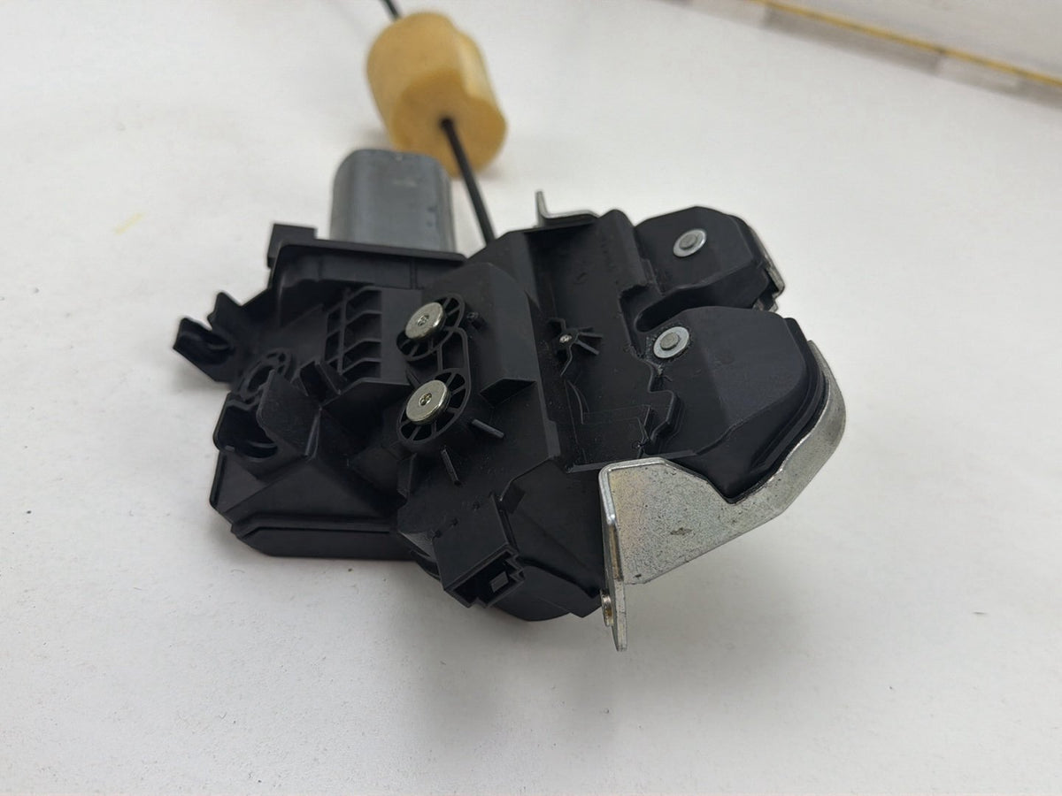 2007-2013 Mercedes-Benz S-Class S550 Rear Trunk Lid Lock Actuator 2217500085 OEM
