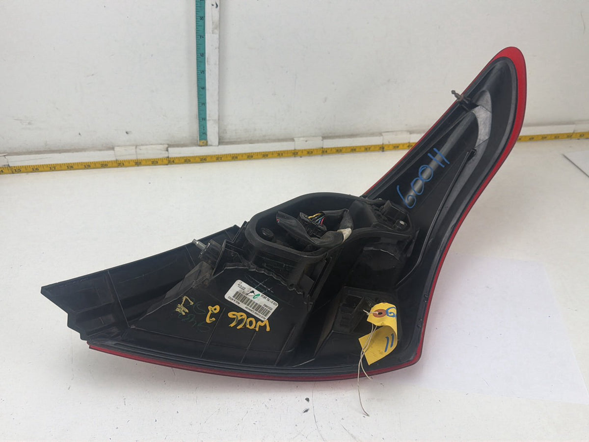 2012-2019 Nissan Versa Rear Left Driver Tail Light 265553AN0A OEM