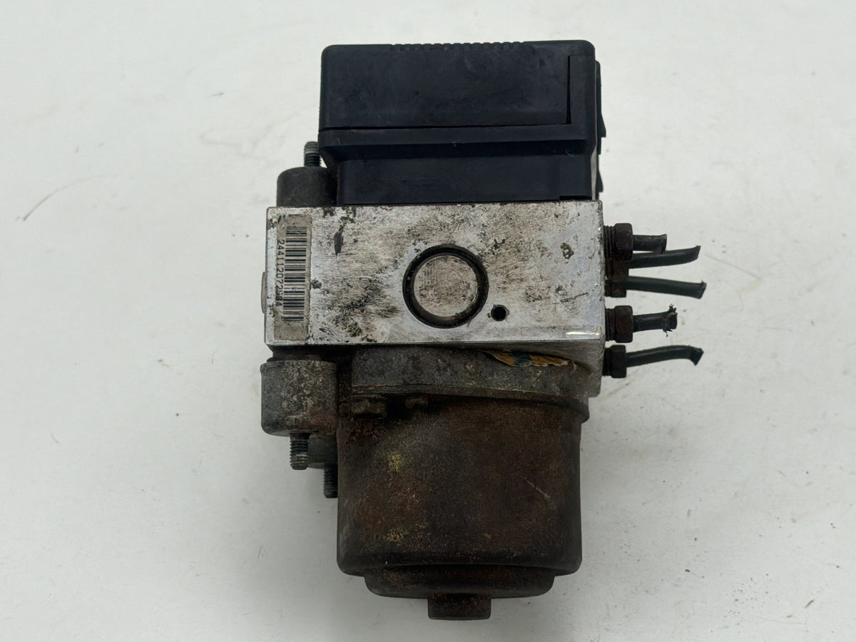 2002-2004 Mitsubishi Montero Sport ABS Anti-Lock Brake Pump OEM