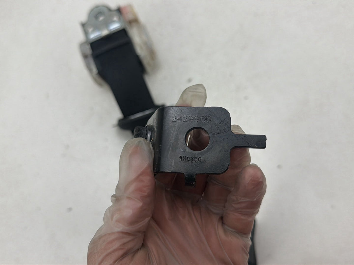 2011-2013 Dodge Durango WD - Rear Left Driver Seat Belt 1GN45DX9AB OEM