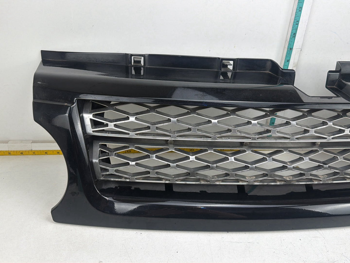 2010-2013 - Land Rover Range Rover Sport Front Radiator Grille AH32-8138-AW OEM