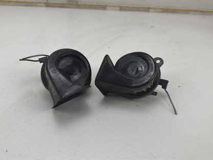 2010-2013 Mercedes-Benz E-Class Coupe High and Low Tone Horn Signal Set OEM
