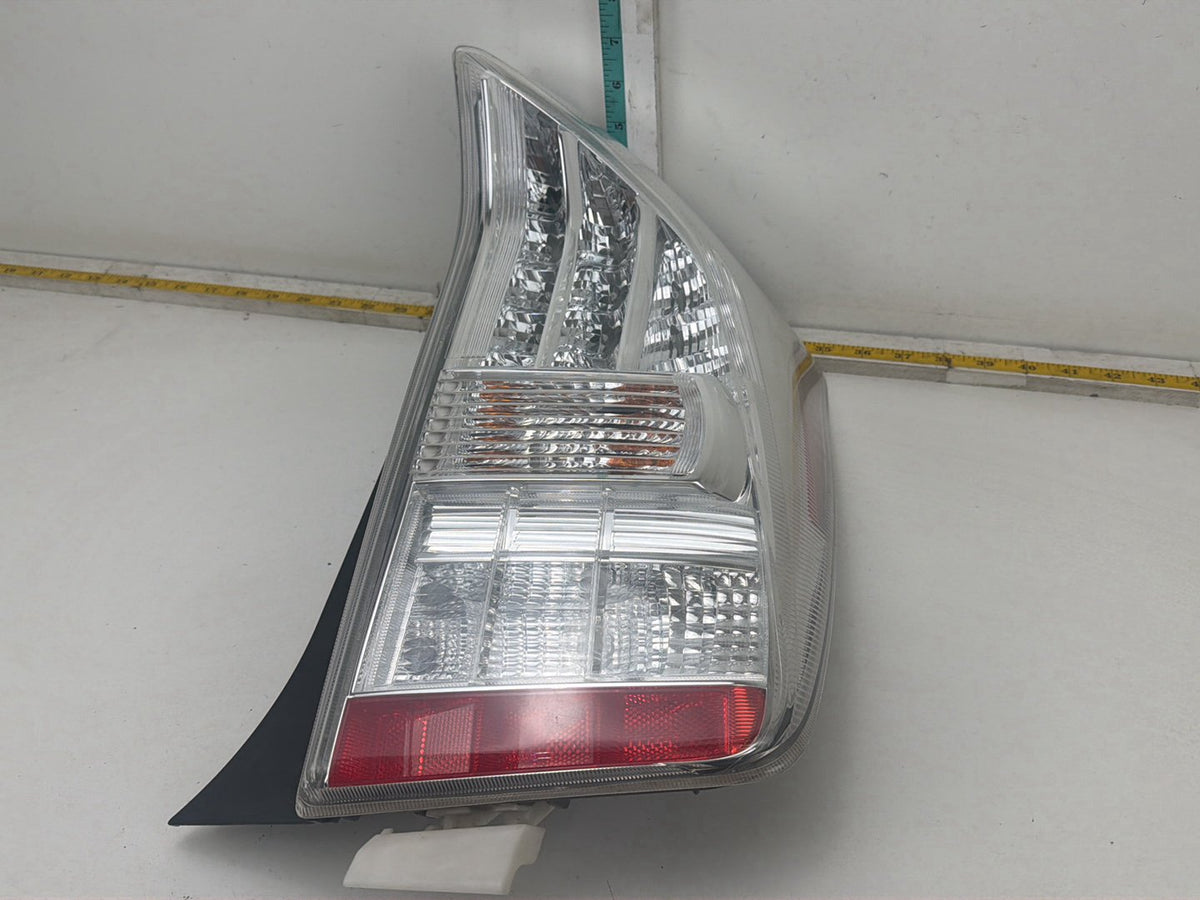 2010-2011 Toyota Prius W30- Rear Right Passsenger Side Tail Light Assembly OEM