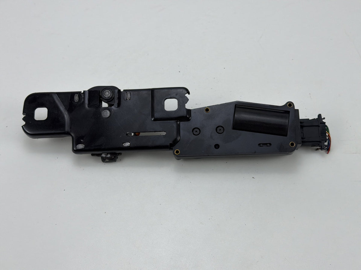 2012-2018 Audi A7 4G Power Trunk Lid Striker Plate Latch Motor Soft Close OEM