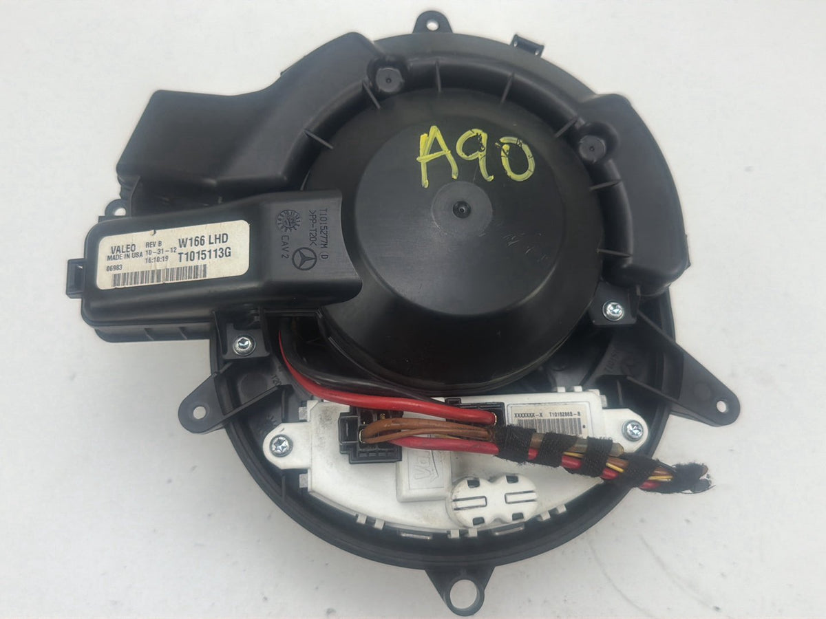2012-2015 Mercedes-Benz ML550 Front HVAC Heater Blower Motor Fan T1015113G OEM