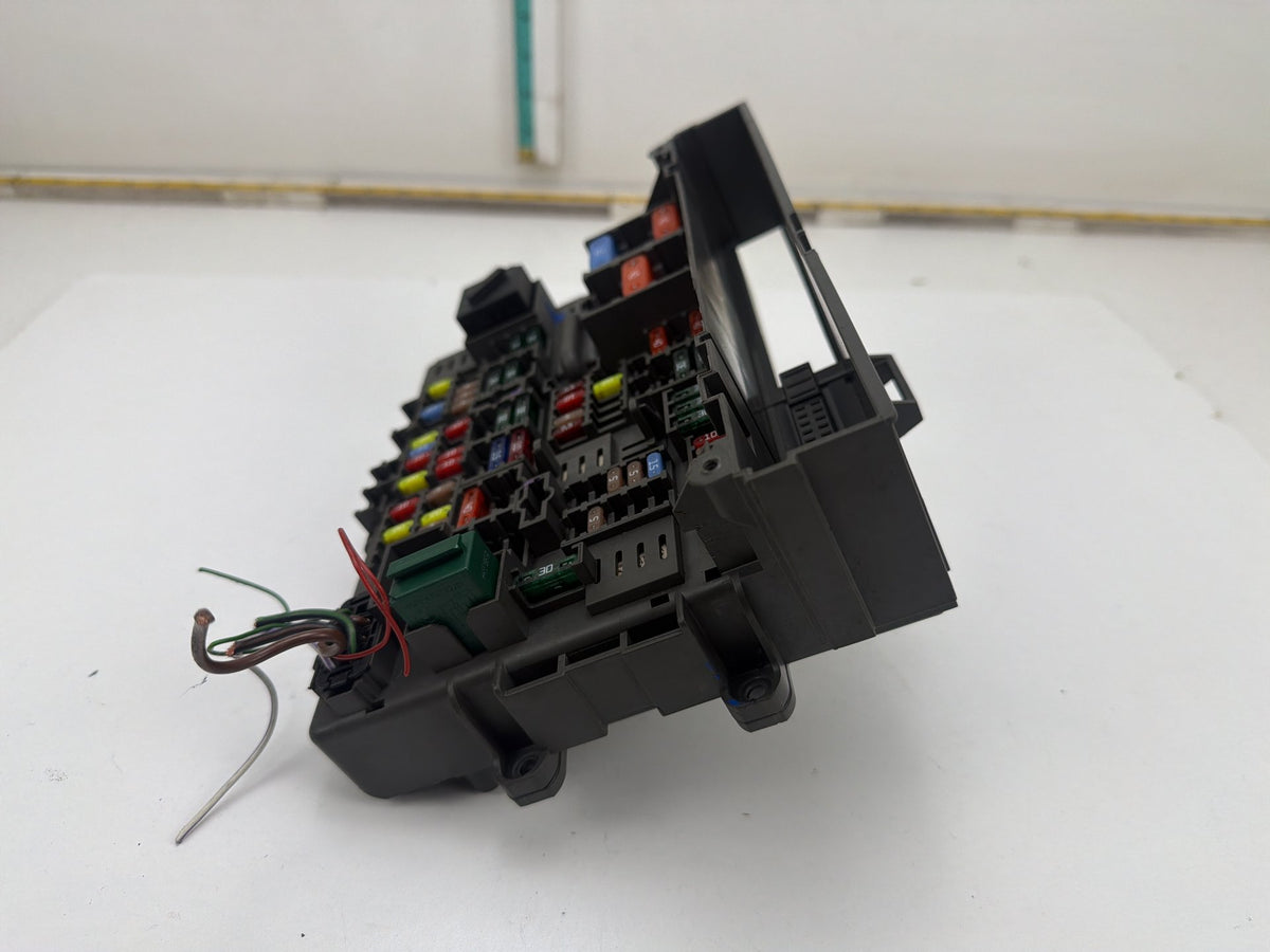 2009-2013 BMW 335i xDrive Front Power Distribution Fuse Relay Box 9119444 OEM